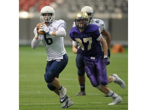 Notre Dame's Steve Moretto (left) helped lead his Jugglers to a Subway Bowl quarterfinal date with Vancouver College last November at B.C. Place Stadium. (Gerry Kahrmann, PNG photo)