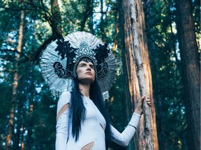 U.S. singer-songwriter Simrit, in addition to her music, has also developed the visually artistic side of her personalty, citing her band's costumes and her elaborate headdresses.
