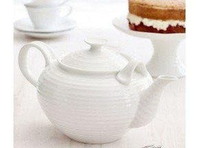 Sophie Conran teapot at Ming Wo.