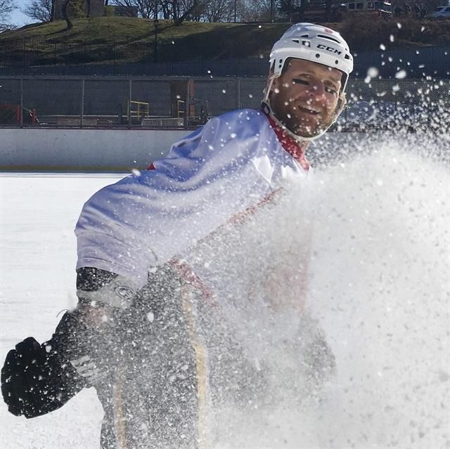 Puck picnic: Calgary Flames practice in NYC's Central Park