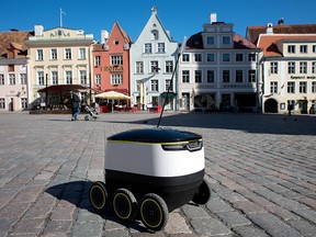 Self Driving Delivery Robot By Starship Technologies Aims To Revolutionise Parcel Delivery