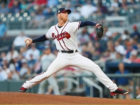 Atlanta Braves starting pitcher Mike Foltynewicz (26) delivers in the first inning of a baseball game against the Seattle Mariners, Monday, Aug. 21, 2017, in Atlanta. (AP Photo/Todd Kirkland)