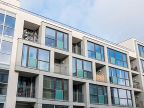 Low Rise Apartment Building with Balconies

For Barbara Gunn Condo Smarts ORG XMIT: pwg6z2 [PNG Merlin Archive]

Not Released (NR)
Getty Images, PNG