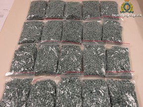 One hundred and thirty-two kilograms of cocaine and 40,000 fentanyl pills were seized in a joint effort by the Waterfront Joint Forces Operation unit of the RCMP’s Federal Serious and Organized Crime section, the US Department of Homeland Security and the Canada Border Services Agency.
