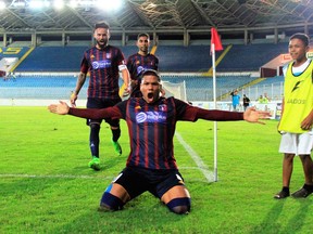 The Whitecaps signed Venezuelan striker Anthony Blondell on Thursday.