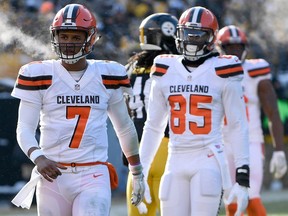DeShone Kizer #7 of the Cleveland Browns walks off the field after a play in the first half during the game against the Pittsburgh Steelers at Heinz Field on December 31, 2017 in Pittsburgh, Pennsylvania.