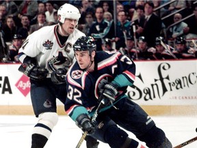 Just over a month after he was traded by the Canucks to Long Island, Trevor Linden returned to Vancouver with the Islanders to take on Mark Messier.