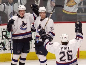 Vancouver Canucks - Revisiting Sedins' Linemates: Trent Klatt