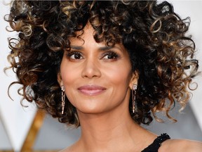 Halle Berry attends the 89th Annual Academy Awards at Hollywood & Highland Center on February 26, 2017 in Hollywood, California.