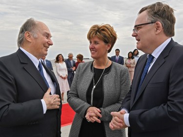 Marie-Claude Bibeau, Minister of International Development and La Francophonie together with Canadian government leaders welcoming His Highness the Aga Khan to Canada on the occasion of his Diamond Jubilee.