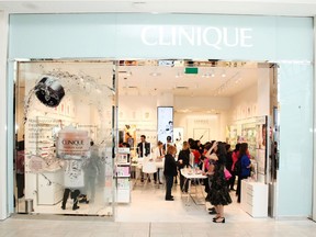 A look inside the new Clinique stand-alone boutique in the CF Richmond Centre.