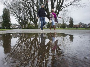 Monday's weather will bring rain to the region and in case you needed a reminder, a thunderstorm is expected to roll through around mid-day.