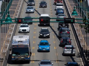 Drivers can expect heavy traffic volumes and delays from 8 p.m. on Saturday, July 21 until 8 a.m. on Sunday, July 22, 2018, on the Lions Gate Bridge, while crews remove the temporary bridge plates and paved transitions that were installed during previous rehabilitation work.