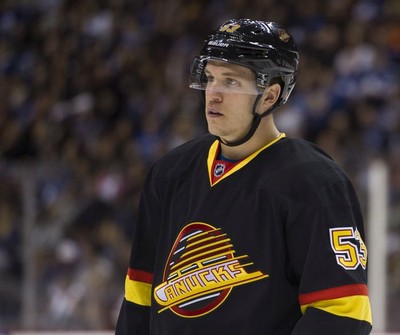 Canucks fans love the Flying Skate jersey, so why don't we see it more?