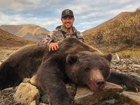 Tim Brent on Twitter: Alright folks, here is my Mountain Grizzly! We put an awesome stalk on him but he spotted us at about 75 yards. Instead of taking off he turned and came right at us. It was very easy to tell this boar owned the valley we were hunting in and wasn’t scared of anything! When he…