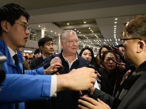 U.S. envoy for North Korea Stephen Biegun (C) arrives at Incheon international airport on Feb. 3, 2019.