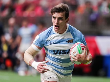 Argentina's Santiago Mare (10) scores a try against Japan during World Rugby Sevens Series action in Vancouver, B.C., on Saturday March 9, 2019.