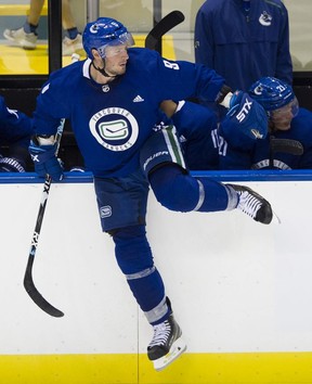 PHOTOS: Canucks players face off in scrimmage at Victoria training camp -  Greater Victoria News