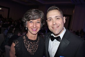 IN COACH’S CORNER: Gala chair Dr. Adeera Leevin welcomed hockey coach Stephen Gillis to the Kidney Gala. Gillis’ team rallied to search for a donor for their beloved coach after he was diagnosed with a rare kidney disease. Gillis would later receive the good news a donor was found. Photo: Fred Lee.