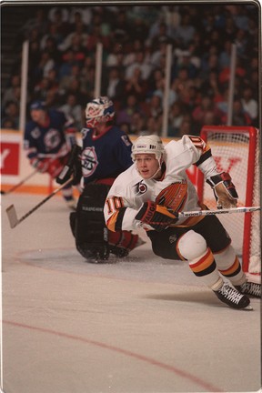 Pavel Bure (Hall of Fame) Hockey Cards