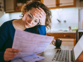 It can be difficult to spot a friend with financial stress during the COVID-19 lockdown, but there are ways you can spot the symptoms and try to help.