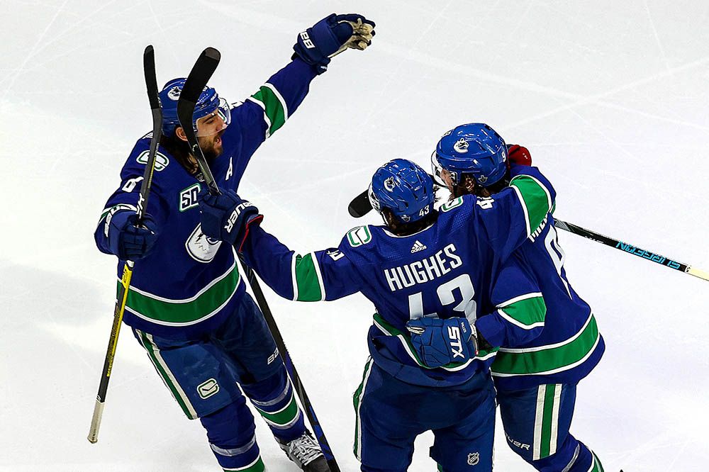 Hughes leads the way, Canucks shut out Blues in dominant fashion