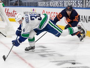 When Nils Höglander and the Canucks faced Leon Draisatl and the Oilers in Edmonton on Thursday night, the Sportsnet broadcast team back in Vancouver were behind the action on audio due to technical issues.