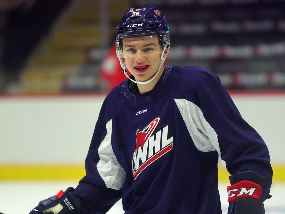 North Vancouver's Connor Bedard picked No. 1 overall in WHL draft - North  Shore News