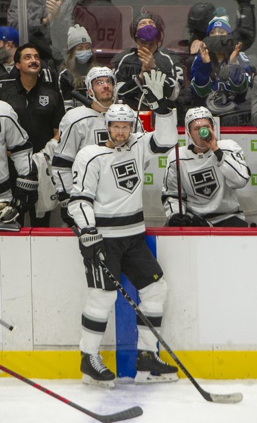 VANCOUVER, BC - December 6, 2021 - Alex Elder returns as while the new Vancouver Canucks head coach Bruce Boudreau leads is his team against the L.A. Kings at Rogers Arena in Vancouver, BC. Dec. 6, 2021.  

(Arlen Redekop / PNG staff photo) (Story by reporter) [PNG Merlin Archive]