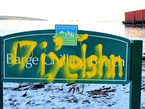 The Barge Chilling Beach sign on January 4, 2022.
