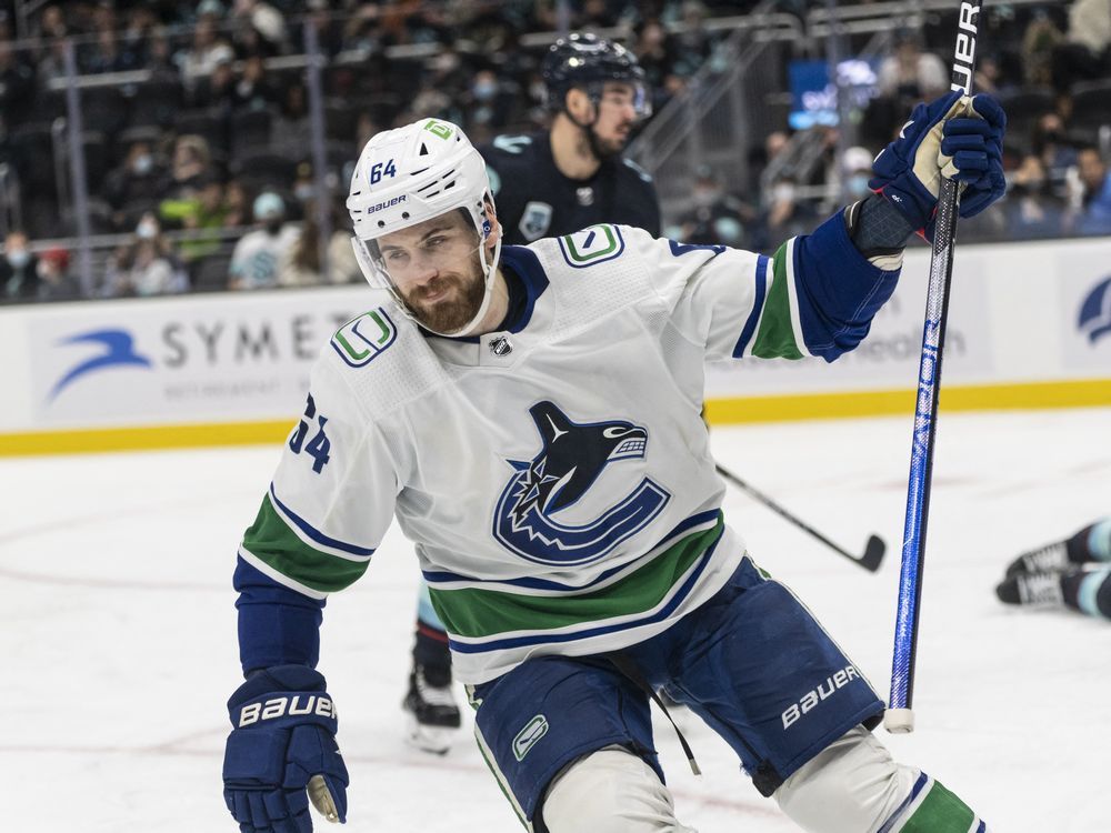 Canucks trade Tyler Motte to the Rangers for a fourth-round pick -  Vancouver Is Awesome