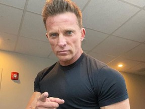 Actor Steve Burton pointing at camera.