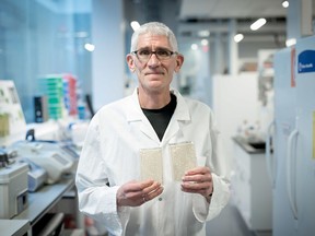 Corey Nislow and his team are sending yeast and algae into space aboard Artemis 1 for medical research.