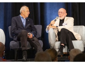 Nobel laureates Jim Peebles and Kip Thorne at conference in Vancouver.