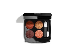 Chanel Les 4 Ombres Tweed Limited-Edition Multi-Effect Quadra Eyeshadow.