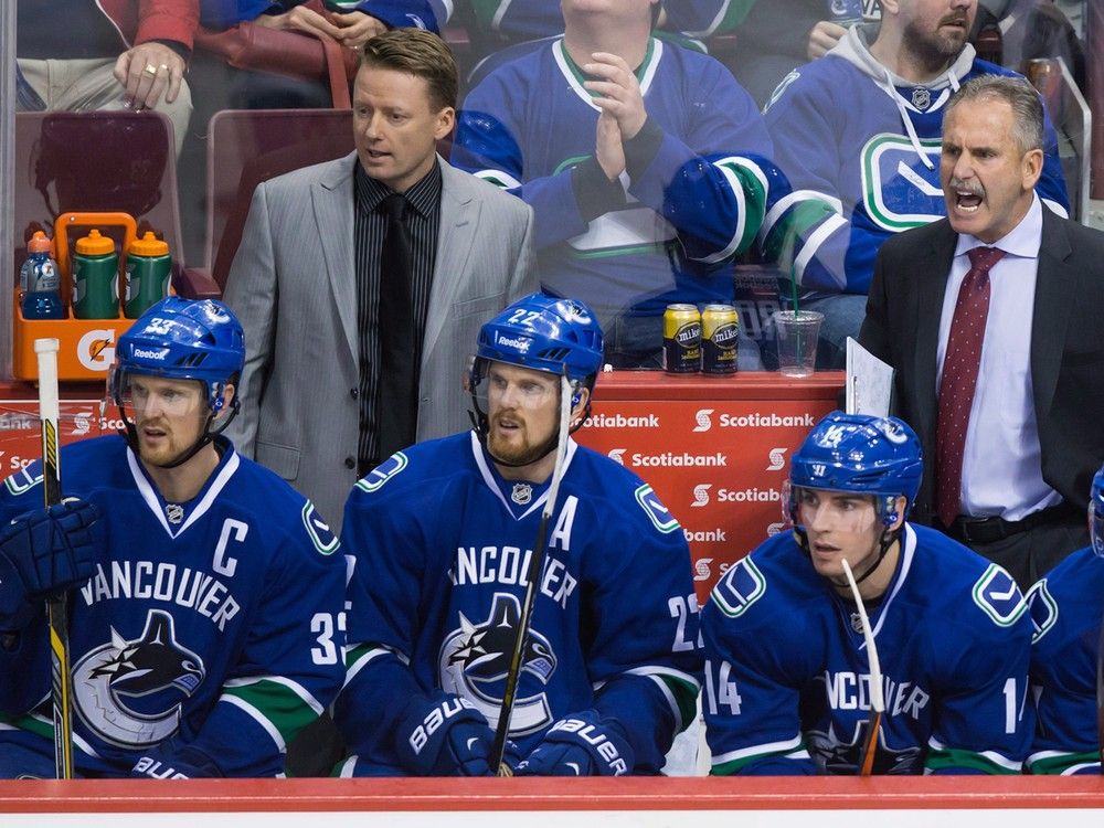 What a night for Canucks fans': Twitter reacts to Sedins' jersey retirement  ceremony