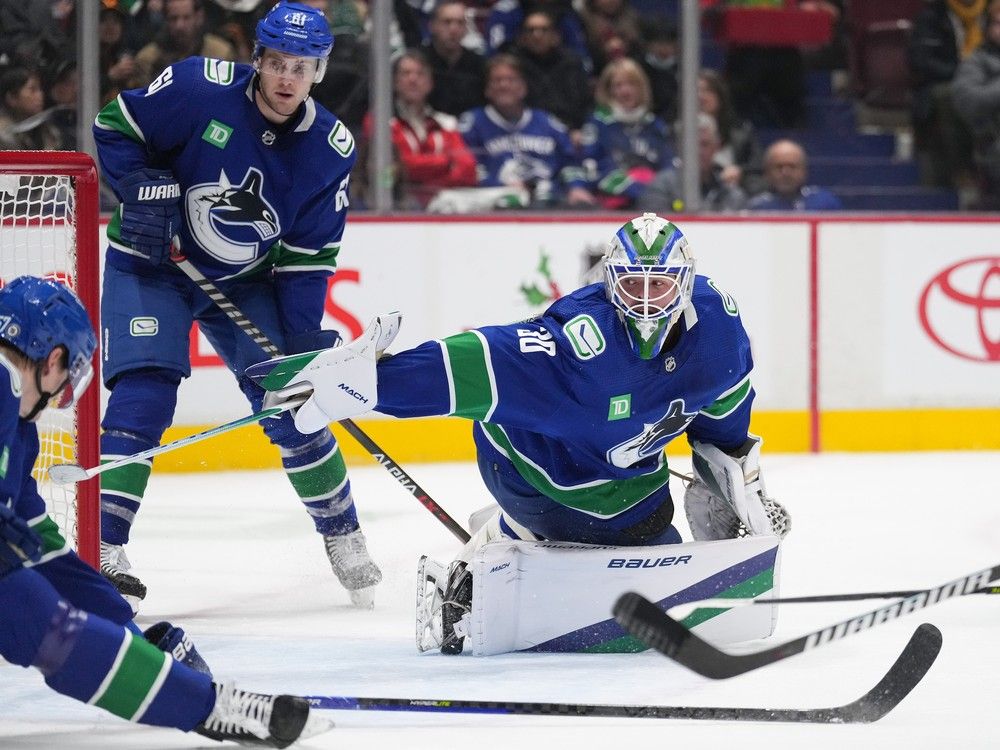 Struggling Canucks fall to Avalanche for 6th loss in 7 games