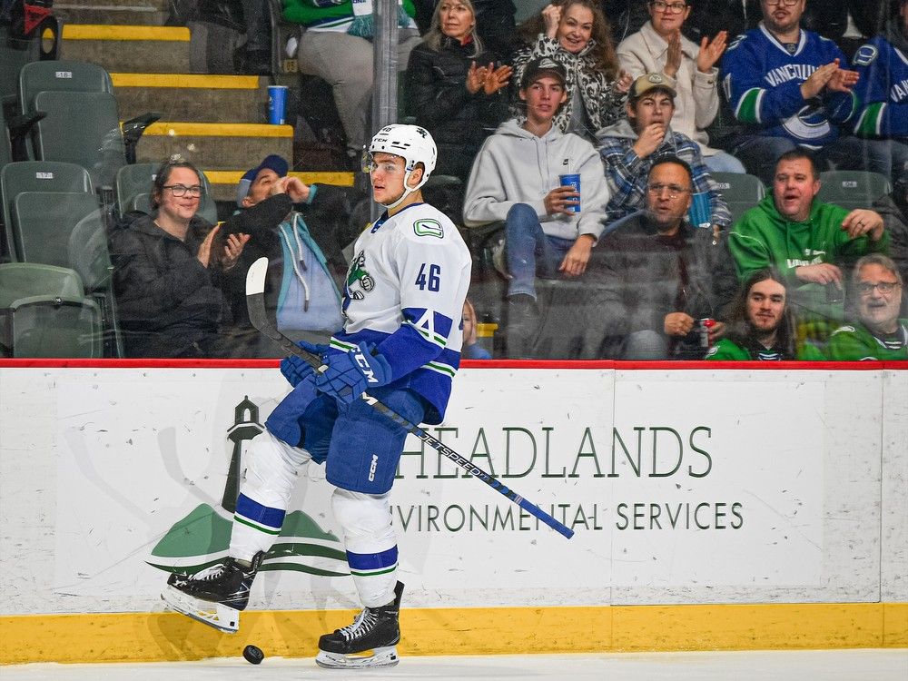 Vancouver Canucks on X: Abbotsford Canucks goaltender Arturs