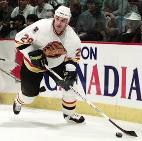 Former Canuck Gino Odjick's hall of fame plaque unveiled