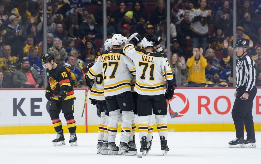 Stanley Cup Final: Boston Red Sox to show Bruins support by