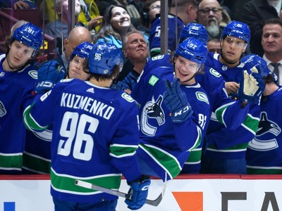 Vancouver Canucks on X: THE KUZMENK-SHOW IS ON FULL DISPLAY
