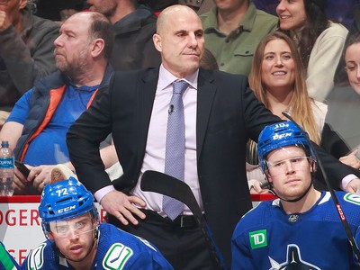 Vancouver Canucks assistant coach Adam Foote poses for his official News  Photo - Getty Images