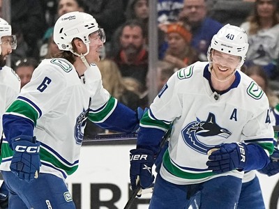 Tocchet hopes to use Elias Pettersson and other stars less on