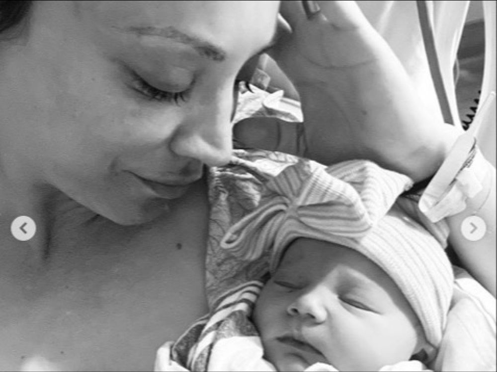 'Big Bang Theory' star Kaley Cuoco gives birth to baby girl Flipboard