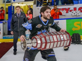 Penticton Vees alternate captain Frank Djurasevic hoists the Fred Page Cup on May 18, 2022.