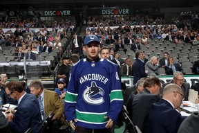 canucks jett woo