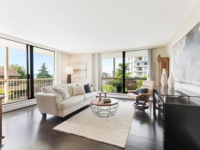 Unit 302, located at 1390 Duchess Avenue, in West Vancouver, was listed for $982,000 and sold seven days later for $1,005,000.