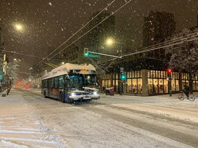 snow bus