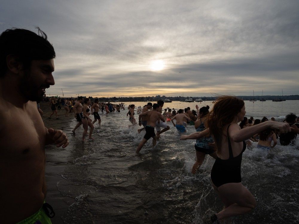 Photos The 2024 Polar Bear Swim At English Bay And Elsewhere In B C   Cp169832008 