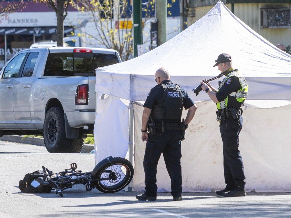 Cyclist killed in afternoon traffic in East Vancouver